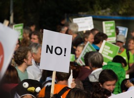 Eerste medewerkers van het UCR horen dat ze hun baan kwijt zijn 